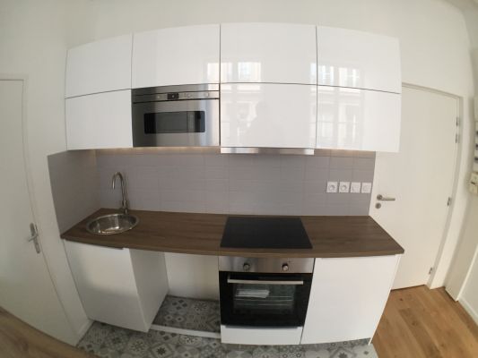 Cuisine revêtement blanc brillant